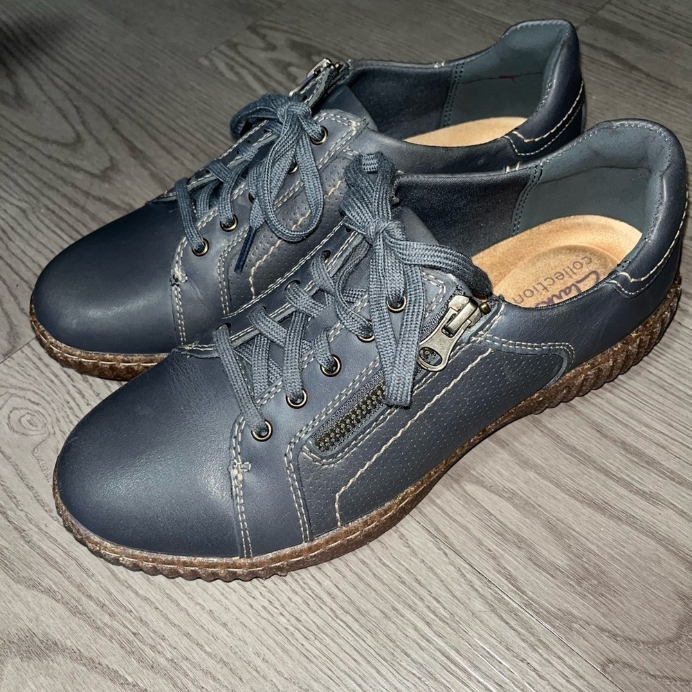 Clarks Women's Caroline Janna Sneaker, Size 8 - Picture 3 of 9